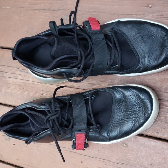 Nike Air Force 270 Carnivore - Picture 8 of 8